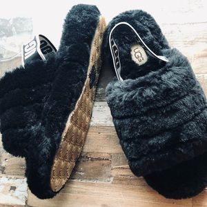 Ugg sandals, black, size 9